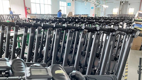 爱路卡登电动车定制.jpg